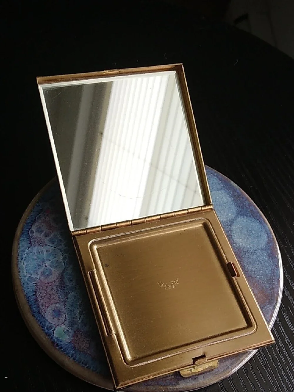 Vintage Volupte 1940s 1950s Gold Floral Powder Compact Mirror